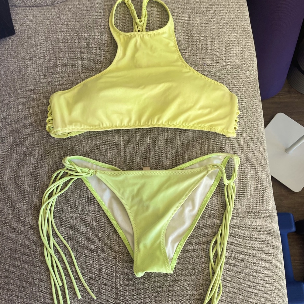 Victoria's Secret Neon Green Bikini top & Bottom S